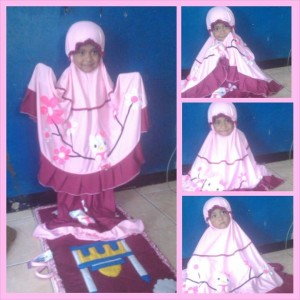 eka-multi-mukena-pink-marun-hello-kitty