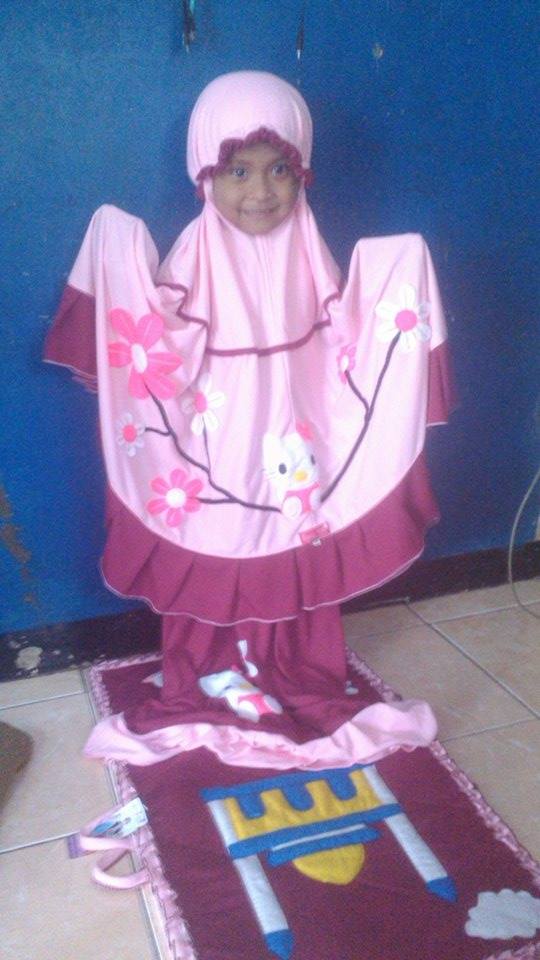 eka-multi-mukena-pink-marun-hello-kitty6